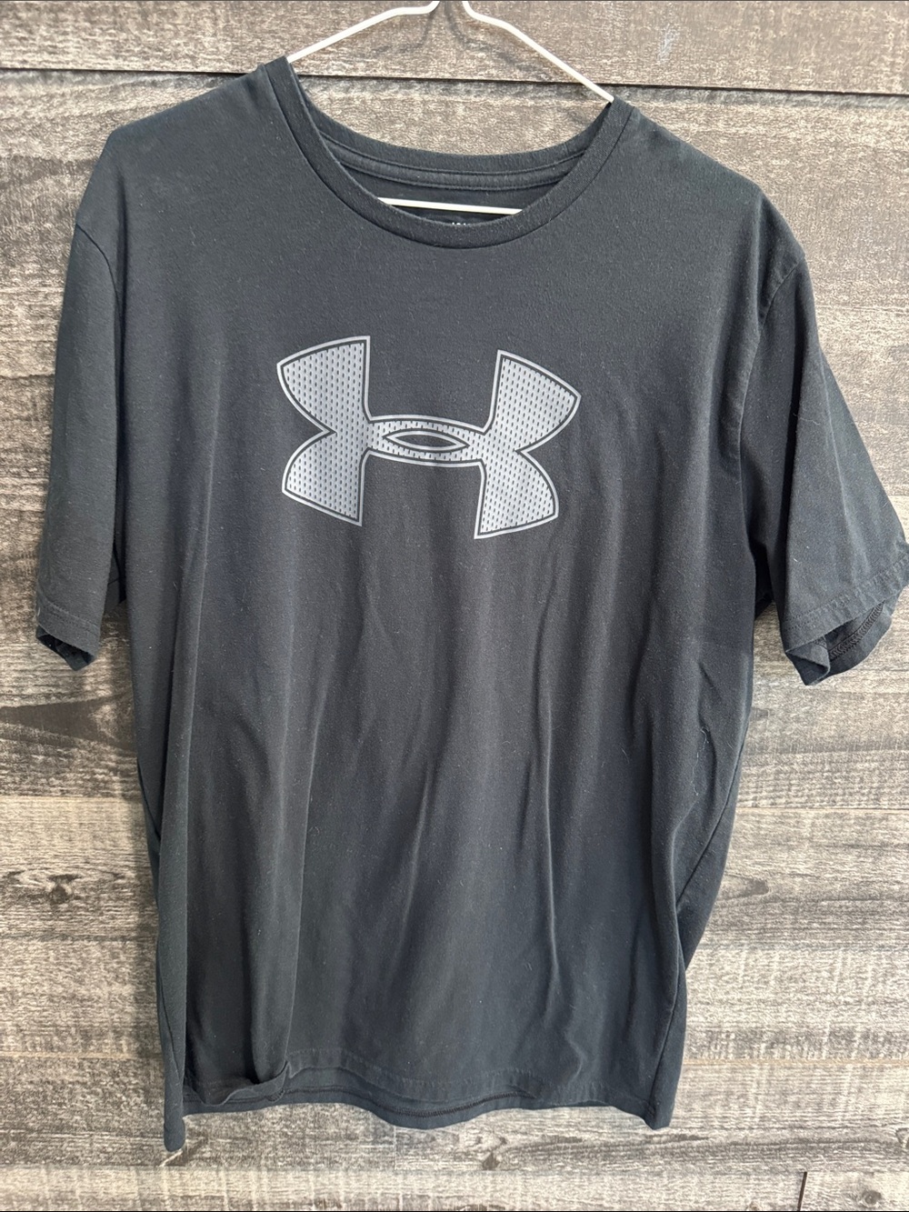 Under Armour Black Short-Sleeve Performance Tee with Gray Logo
